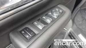 Chevrolet Tahoe, 2023 — миниатюра 28