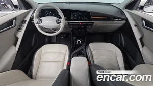 Kia Niro, 2022 — миниатюра 10