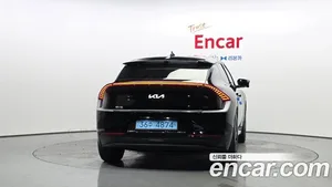 Kia EV6, 2023 — миниатюра 4