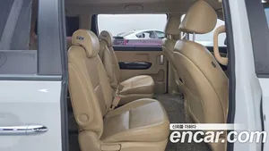 Kia Carnival, 2015 — миниатюра 12