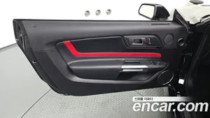 Ford Mustang, 2021 — миниатюра 14