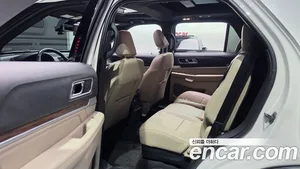 Ford Explorer, 2019 — миниатюра 17