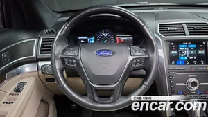 Ford Explorer, 2019 — миниатюра 18