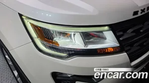 Ford Explorer, 2019 — миниатюра 8