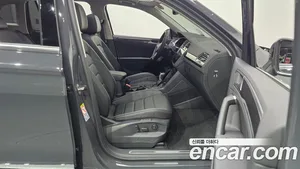 Volkswagen Tiguan, 2023 — миниатюра 16