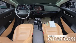Kia EV6, 2022 — миниатюра 10