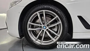 BMW 5-Series, 2017 — миниатюра 5