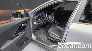 Kia Niro, 2021 — миниатюра 13