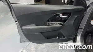 Kia Niro, 2021 — миниатюра 14