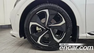 Kia EV6, 2023 — миниатюра 5