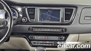 Kia Carnival, 2018 — миниатюра 19