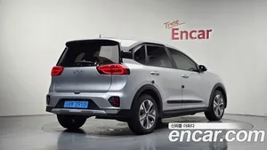 Kia Niro, 2022 — миниатюра 2