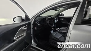 Kia Niro, 2022 — миниатюра 13