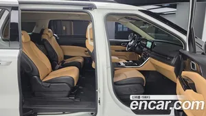 Kia Carnival, 2023 — миниатюра 17