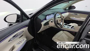 Genesis GV70, 2024 — миниатюра 13