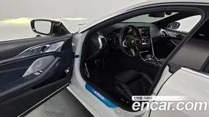BMW 8-Series, 2023 — миниатюра 13