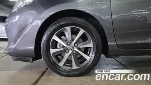 Toyota Prius, 2020 — миниатюра 12