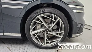Genesis G90, 2022 — миниатюра 7