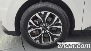 Kia Carnival, 2023 — миниатюра 5