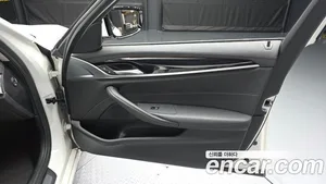 BMW 5-Series, 2018 — миниатюра 14