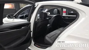 BMW 5-Series, 2018 — миниатюра 16