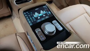Genesis G90, 2025 — миниатюра 34