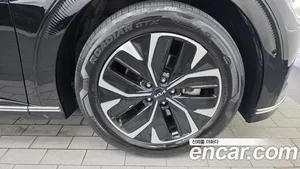 Kia EV6, 2022 — миниатюра 7