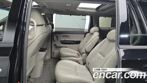 Kia Carnival, 2015 — миниатюра 17