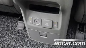 Kia Carnival, 2015 — миниатюра 28