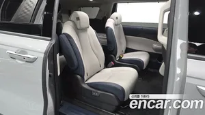 Kia Carnival, 2024 — миниатюра 12