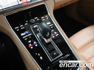 Porsche Panamera, 2021 — миниатюра 9