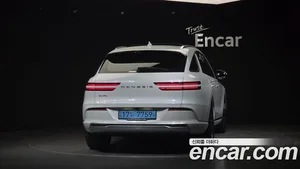 Genesis GV70, 2022 — миниатюра 4
