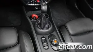 Mini Clubman, 2019 — миниатюра 9