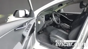 Kia Niro, 2022 — миниатюра 10