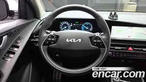 Kia Niro, 2022 — миниатюра 13