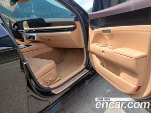 Genesis G90, 2023 — миниатюра 8