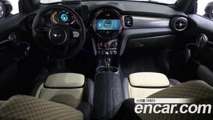 Mini Cooper, 2023 — миниатюра 7