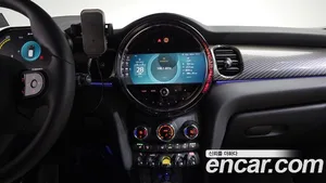 Mini Cooper, 2023 — миниатюра 14