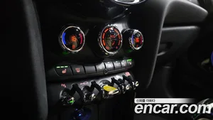 Mini Cooper, 2023 — миниатюра 19