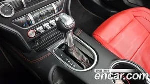 Ford Mustang, 2022 — миниатюра 12