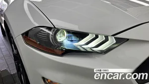 Ford Mustang, 2022 — миниатюра 8