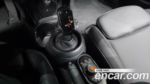 Mini Cooper, 2021 — миниатюра 12