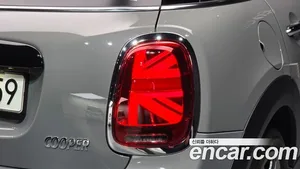 Mini Cooper, 2021 — миниатюра 9