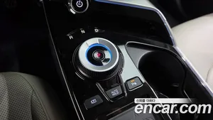 Kia EV6, 2023 — миниатюра 12