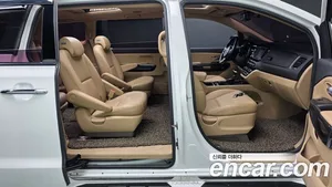 Kia Carnival, 2018 — миниатюра 15