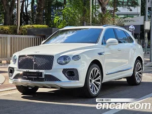 Bentley Bentayga, 2021 — миниатюра 1