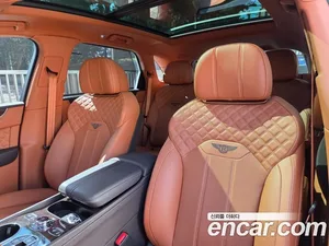 Bentley Bentayga, 2021 — миниатюра 10