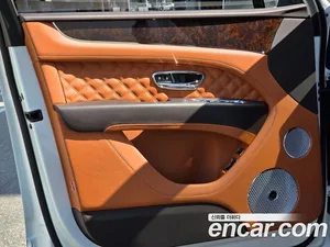 Bentley Bentayga, 2021 — миниатюра 12