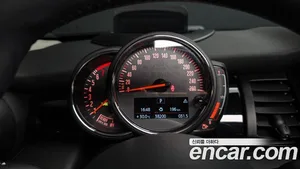 Mini Cooper, 2018 — миниатюра 11