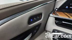Cadillac Escalade, 2021 — миниатюра 31